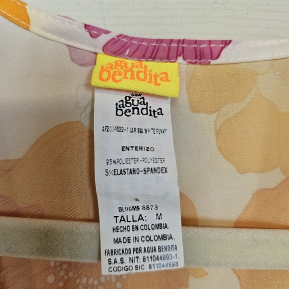 Agua Bendita × Revolve Larissa Cutout Floral Romper V-Neck Ruffle - Picture 3 of 8